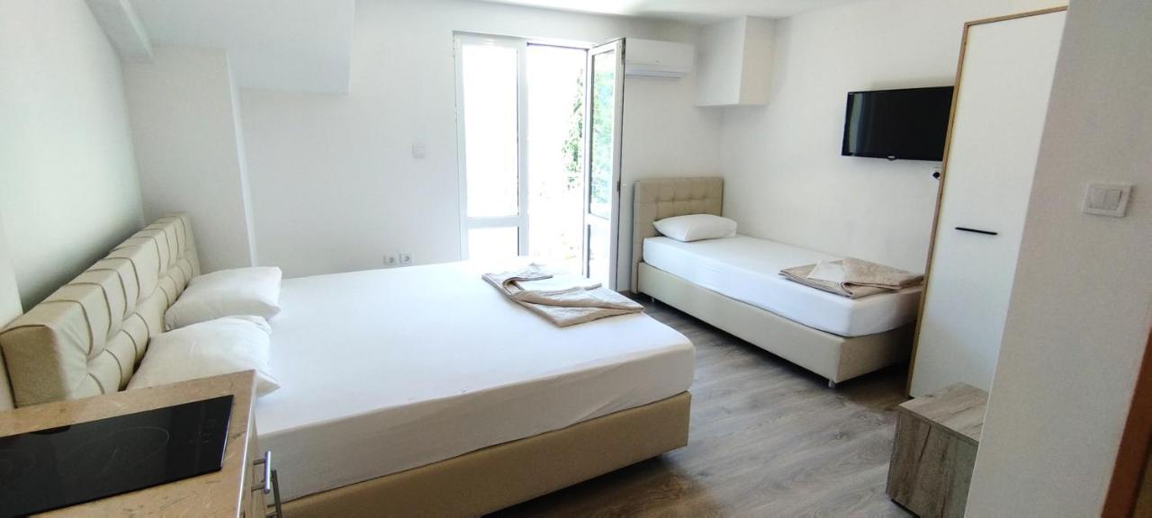 Villa Boka Sunrise Apartments Herceg Novi Pokoj fotografie