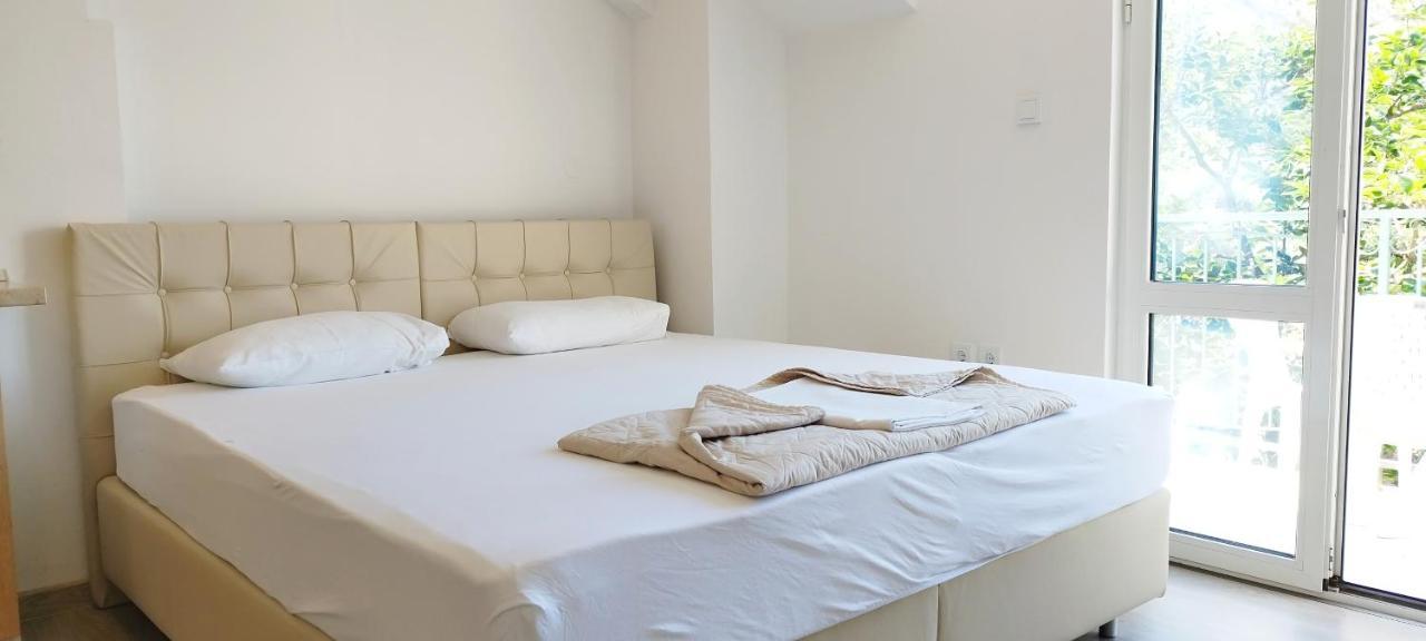 Villa Boka Sunrise Apartments Herceg Novi Pokoj fotografie